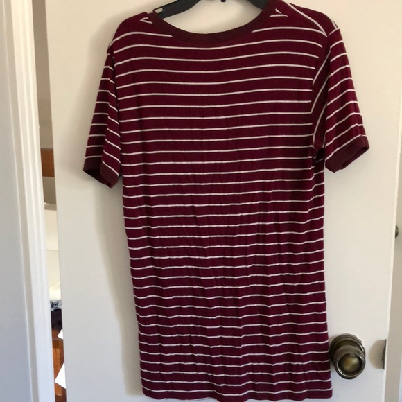 Brandy Melville T-shirt - Picture 3 of 3